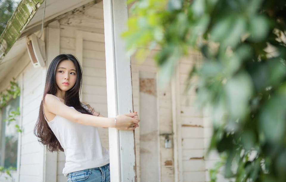 勤奋是一条神奇的线，用它可以串起无数知识的珍珠。——佚名